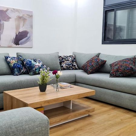 Cosy 2 Bedrooms Apartment In The Heart Of Casablanca Bagian luar foto